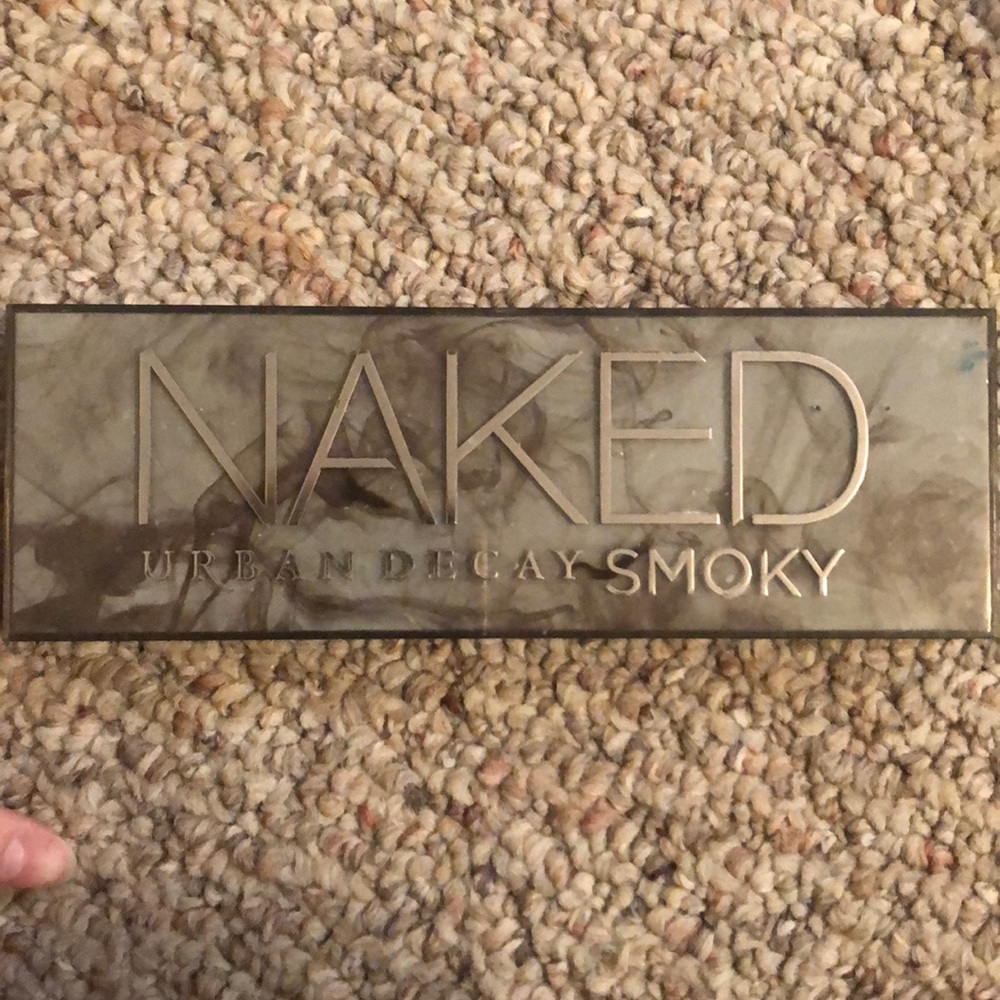 naked smoky